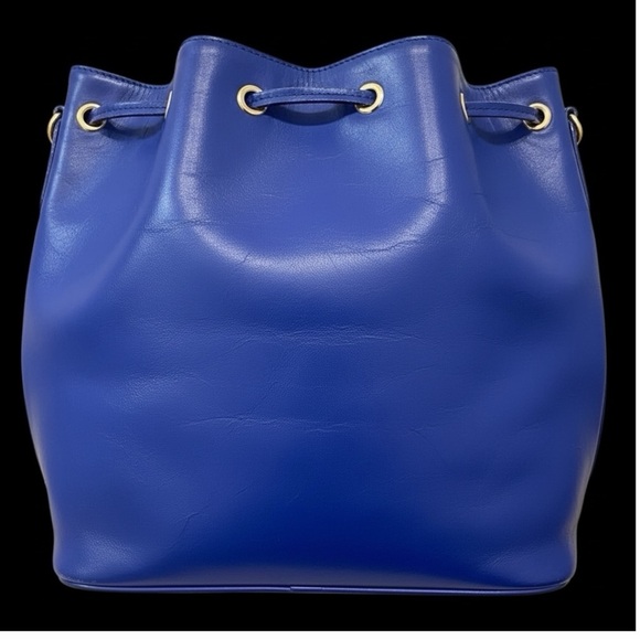 Samantha Thavasa Blue Leather Drawstring Bucket Bag Gold Hardware Crossbody - Picture 4 of 9